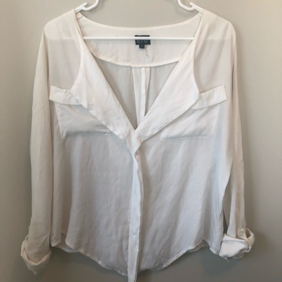 Tobi blouse 4/$25 - Picture 3 of 4